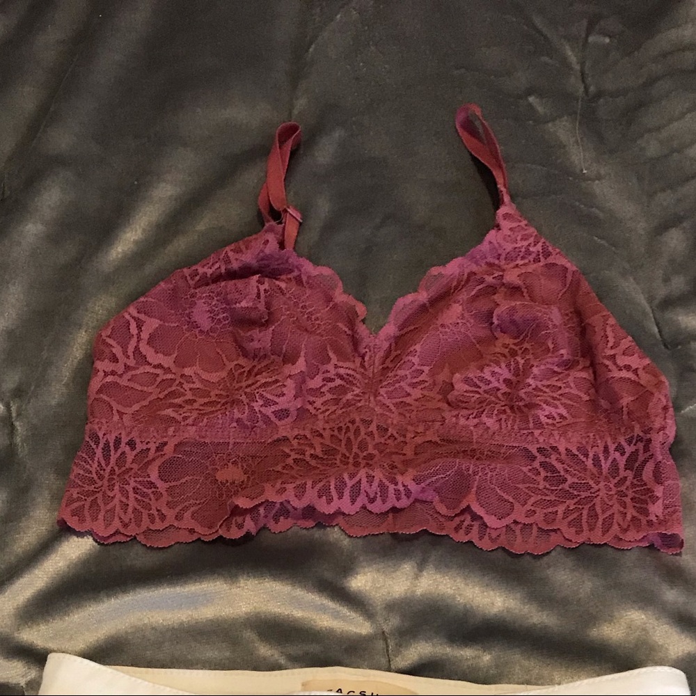 Victoria’s secret pink bralettes!